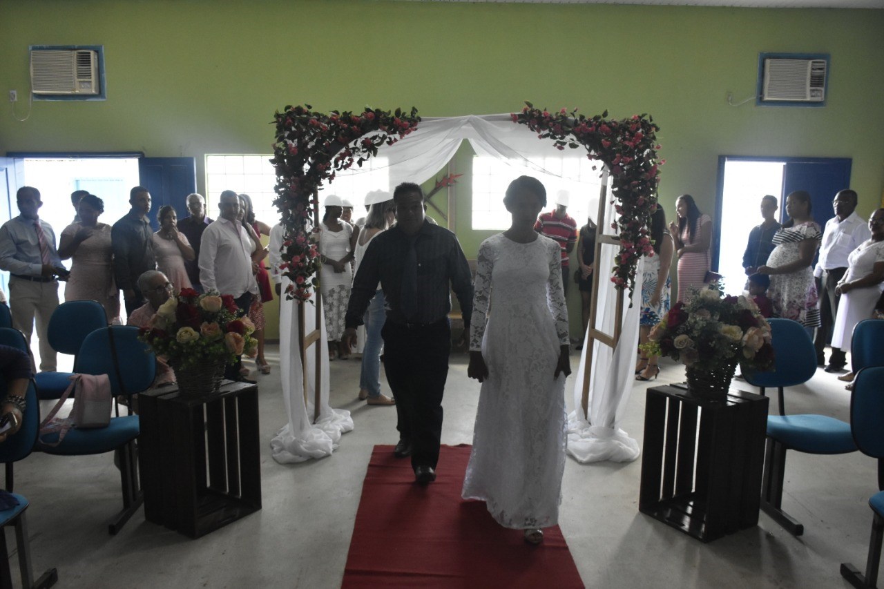 Camacã: II Casamento Comunitário realiza o sonho de dezenas de casais
